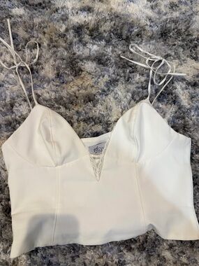 Oh Polly White Lace-Trim Cropped Cami